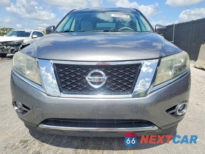 Piąte zdjęcie samochodu w środku: 2015 NISSAN PATHFINDER SL VIN:5N1AR2MN3FC677137 - miniatura