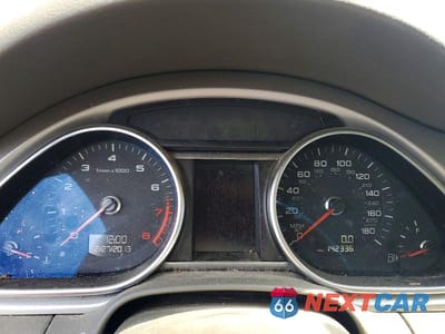 Zdjęcie 9 z 13 samochodu: 2015 AUDI Q7 PREMIUM PLUS VIN:WA1LGAFE7FD006181 - miniatura