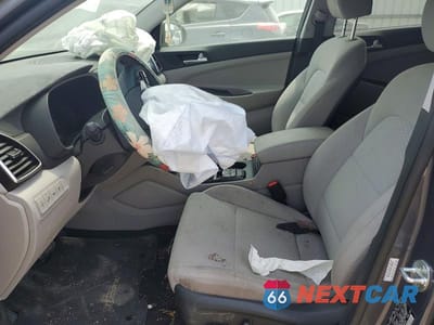 Zdjęcie 7 z 13 samochodu: 2021 HYUNDAI TUCSON VALUE VIN:KM8J33A48MU326055 - miniatura