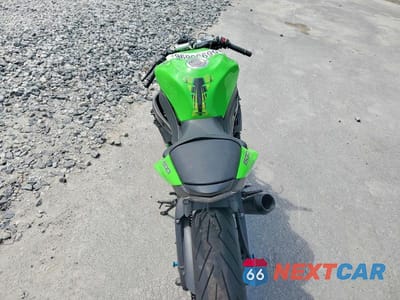 Zdjęcie 6 z 8 samochodu: 2012 KAWASAKI ZX600 R VIN:JKAZX4R12CA034049 - miniatura