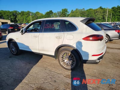 Drugie zdjęcie samochodu z przodu: 2016 PORSCHE CAYENNE SE HYBRID VIN:WP1AE2A21GLA58031 - miniatura