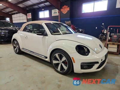 Czwarte zdjęcie samochodu z boku: 2013 VOLKSWAGEN BEETLE TURBO VIN:3VW7T7AT7DM821605 - miniatura