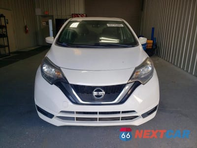 Piąte zdjęcie samochodu w środku: 2017 NISSAN VERSA NOTE S PLUS VIN:3N1CE2CPXHL368237 - miniatura