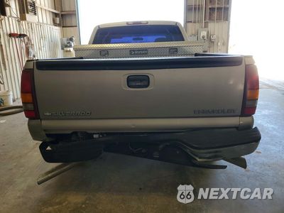 Zdjęcie 6 z 12 samochodu: 2002 CHEVROLET SILVERADO C1500 VIN:2GCEC19V821377331 - miniatura