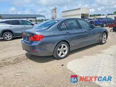 Trzecie zdjęcie samochodu z tyłu: 2014 BMW 328 XI VIN:WBA3B3C57EJ977974 - miniatura