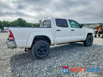 Trzecie zdjęcie samochodu z tyłu: 2014 TOYOTA TACOMA DOUBLE CAB PRERUNNER VIN:3TMJU4GN6EM169641 - miniatura