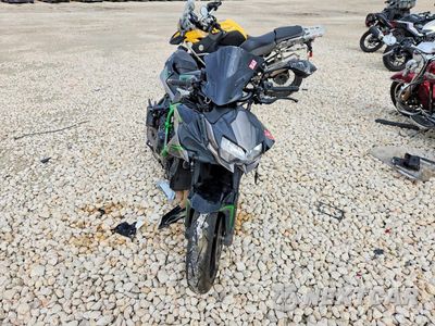 Drugie zdjęcie samochodu z przodu: 2020 KAWASAKI ZR1000 K VIN:JKAZRCK10LA002358 - miniatura