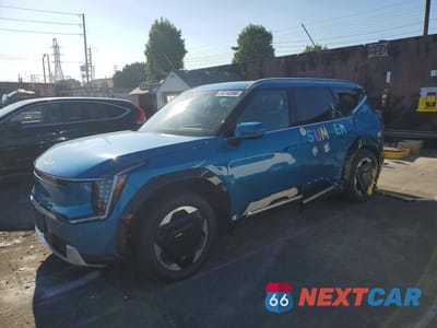 2024 KIA EV9 LAND KNDADFS52R6039459 - główne zdjęcie licytacji z USA - miniatura