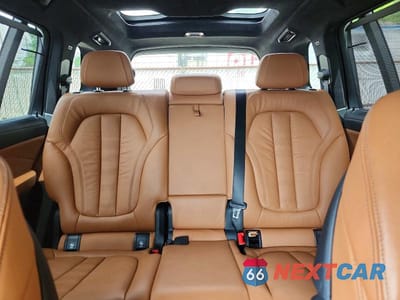 Zdjęcie 10 z 13 samochodu: 2019 BMW X7 XDRIVE50I VIN:5UXCX4C54KLS38165 - miniatura