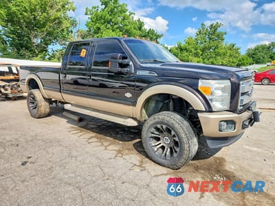Czwarte zdjęcie samochodu z boku: 2014 FORD F350 SUPER DUTY VIN:1FT8W3BT6EEA47893 - miniatura