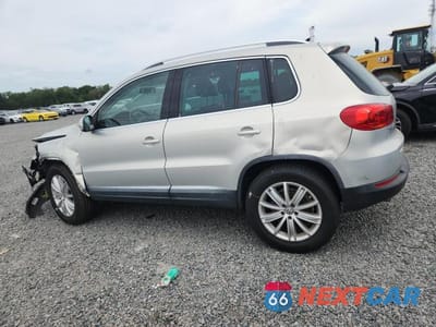Drugie zdjęcie samochodu z przodu: 2013 VOLKSWAGEN TIGUAN S VIN:WVGAV3AX5DW617248 - miniatura