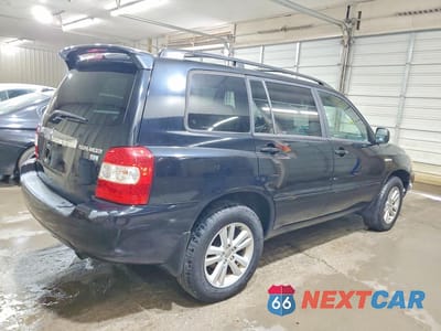 Trzecie zdjęcie samochodu z tyłu: 2006 TOYOTA HIGHLANDER HYBRID VIN:JTEEW21A060005050 - miniatura