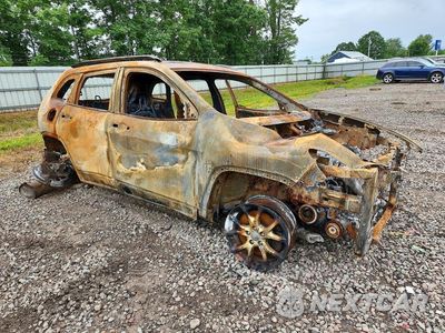 Czwarte zdjęcie samochodu z boku: 2016 JEEP CHEROKEE LATITUDE VIN:1C4PJMCB9GW372072 - miniatura