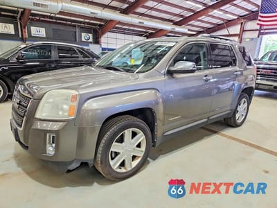 2010 GMC TERRAIN SLT 2CTFLJEY0A6252933 - główne zdjęcie licytacji z USA - miniatura