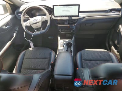 Zdjęcie 8 z 14 samochodu: 2024 FORD ESCAPE ST LINE VIN:1FMCU9MN6RUB05560 - miniatura