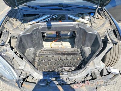 Zdjęcie 11 z 13 samochodu: 2014 TESLA MODEL S VIN:5YJSA1H12EFP35855 - miniatura