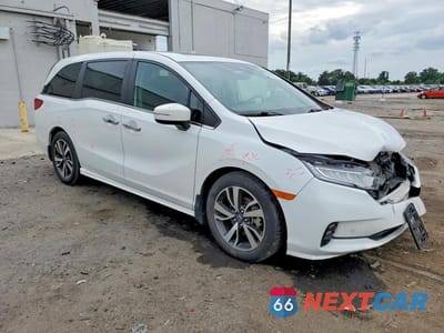 Czwarte zdjęcie samochodu z boku: 2021 HONDA ODYSSEY TOURING VIN:5FNRL6H83MB035733 - miniatura