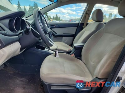 Zdjęcie 7 z 12 samochodu: 2010 KIA FORTE EX VIN:KNAFU4A23A5291763 - miniatura