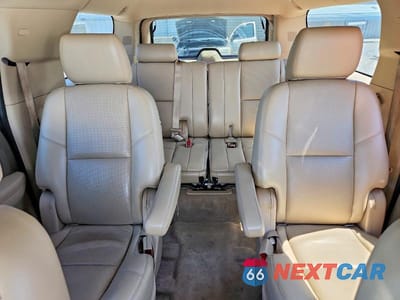 Zdjęcie 10 z 13 samochodu: 2013 CHEVROLET SUBURBAN K1500 LTZ VIN:1GNSKKE7XDR170587 - miniatura