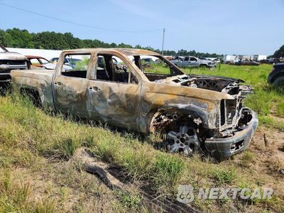 Czwarte zdjęcie samochodu z boku: 2015 CHEVROLET SILVERADO K1500 LT VIN:3GCUKREC1FG507318 - miniatura