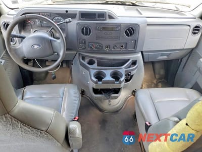 Zdjęcie 8 z 13 samochodu: 2013 FORD ECONOLINE E250 VAN VIN:1FTNS2EW4DDA92219 - miniatura