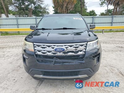Piąte zdjęcie samochodu w środku: 2018 FORD EXPLORER XLT VIN:1FM5K7DH4JGC64383 - miniatura