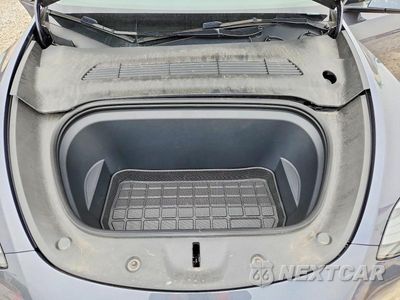 Zdjęcie 10 z 11 samochodu: 2023 TESLA MODEL Y VIN:7SAYGDEE6PF866794 - miniatura