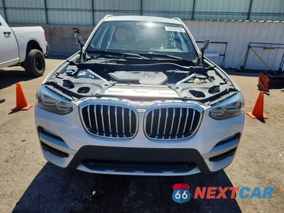 Piąte zdjęcie samochodu w środku: 2019 BMW X3 SDRIVE30I VIN:5UXTR7C57KLR45630 - miniatura