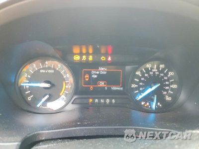 Zdjęcie 9 z 12 samochodu: 2016 FORD EXPLORER VIN:1FM5K7B85GGB71965 - miniatura