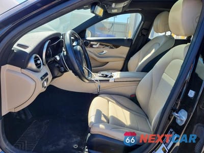 Zdjęcie 7 z 12 samochodu: 2018 MERCEDES-BENZ C 300 4MATIC VIN:55SWF4KB8JU258069 - miniatura