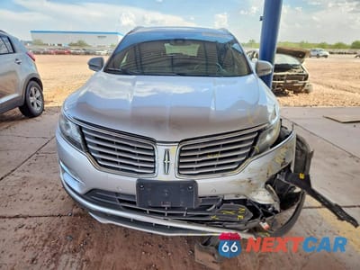 Piąte zdjęcie samochodu w środku: 2016 LINCOLN MKC RESERVE VIN:5LMTJ3DH0GUJ15074 - miniatura