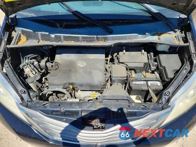 Zdjęcie 12 z 13 samochodu: 2013 TOYOTA SIENNA XLE 8-PASSENGER VIN:5TDYK3DC5DS316502 - miniatura