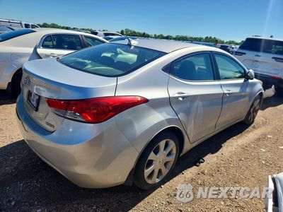 Trzecie zdjęcie samochodu z tyłu: 2013 HYUNDAI ELANTRA LIMITED VIN:KMHDH4AE4DU920834 - miniatura