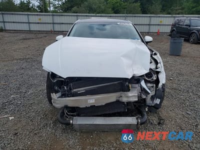 Piąte zdjęcie samochodu w środku: 2016 AUDI A3 PREMIUM VIN:WAUB8GFF7G1062857 - miniatura