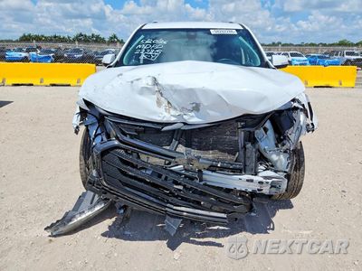 Piąte zdjęcie samochodu w środku: 2021 CHEVROLET TRAVERSE RS VIN:1GNERJKW4MJ223815 - miniatura