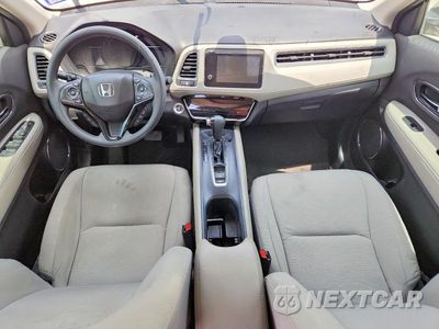 Zdjęcie 8 z 14 samochodu: 2022 HONDA HR-V EX VIN:3CZRU5H52NM701033 - miniatura