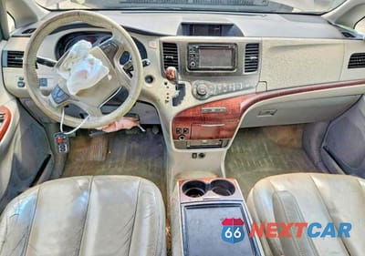Zdjęcie 8 z 13 samochodu: 2012 TOYOTA SIENNA XLE 8-PASSENGER VIN:5TDYK3DC8CS259677 - miniatura