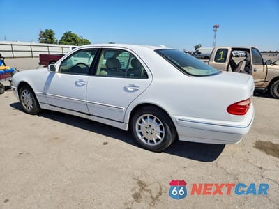Drugie zdjęcie samochodu z przodu: 2001 MERCEDES-BENZ E 320 VIN:WDBJF65J01B357304 - miniatura