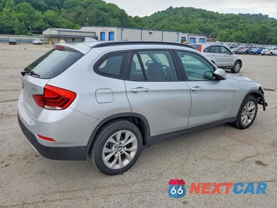 Trzecie zdjęcie samochodu z tyłu: 2014 BMW X1 XDRIVE28I VIN:WBAVL1C56EVY21539 - miniatura