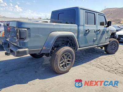Trzecie zdjęcie samochodu z tyłu: 2025 JEEP GLADIATOR SPORT VIN:1C6PJTAG6SL533097 - miniatura