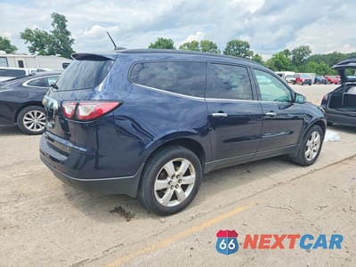 Trzecie zdjęcie samochodu z tyłu: 2017 CHEVROLET TRAVERSE LT VIN:1GNKRGKD1HJ287885 - miniatura