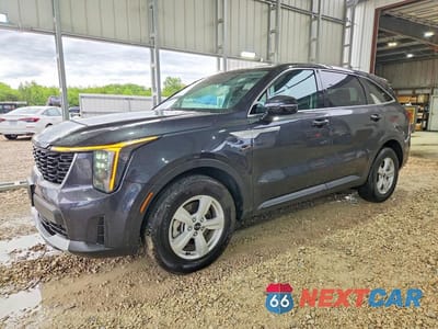 2026 KIA SORENTO LX 5XYRG4JC7TG414460 - główne zdjęcie licytacji z USA - miniatura