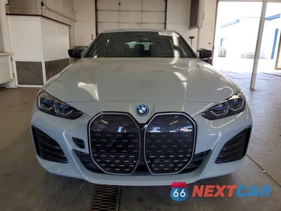 Piąte zdjęcie samochodu w środku: 2024 BMW I4 M50 VIN:WBY33AW00RFR71378 - miniatura