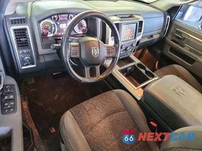 Zdjęcie 8 z 12 samochodu: 2015 RAM 1500 SLT VIN:1C6RR7LTXFS516429 - miniatura
