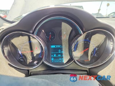 Zdjęcie 9 z 12 samochodu: 2015 CHEVROLET CRUZE LT VIN:1G1PC5SB6F7297947 - miniatura