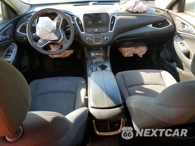 Zdjęcie 8 z 12 samochodu: 2022 CHEVROLET MALIBU VIN:1G1ZD5ST8NF181362 - miniatura