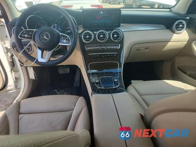 Zdjęcie 8 z 13 samochodu: 2020 MERCEDES-BENZ GLC 300 VIN:WDC0G8DB1LF736687 - miniatura