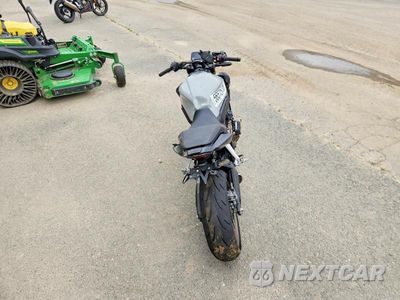 Zdjęcie 6 z 8 samochodu: 2024 HONDA CB650 R VIN:MLHRH1653R5000757 - miniatura