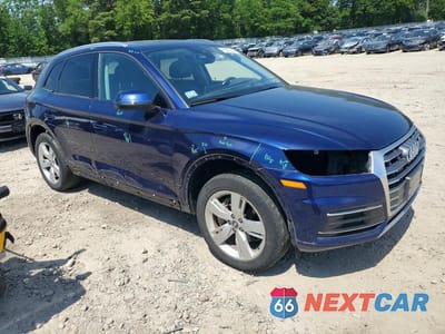 Czwarte zdjęcie samochodu z boku: 2018 AUDI Q5 PREMIUM VIN:WA1ANAFY6J2001842 - miniatura