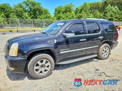 2007 CADILLAC ESCALADE LUXURY 1GYFK638X7R222411 - główne zdjęcie licytacji z USA - miniatura